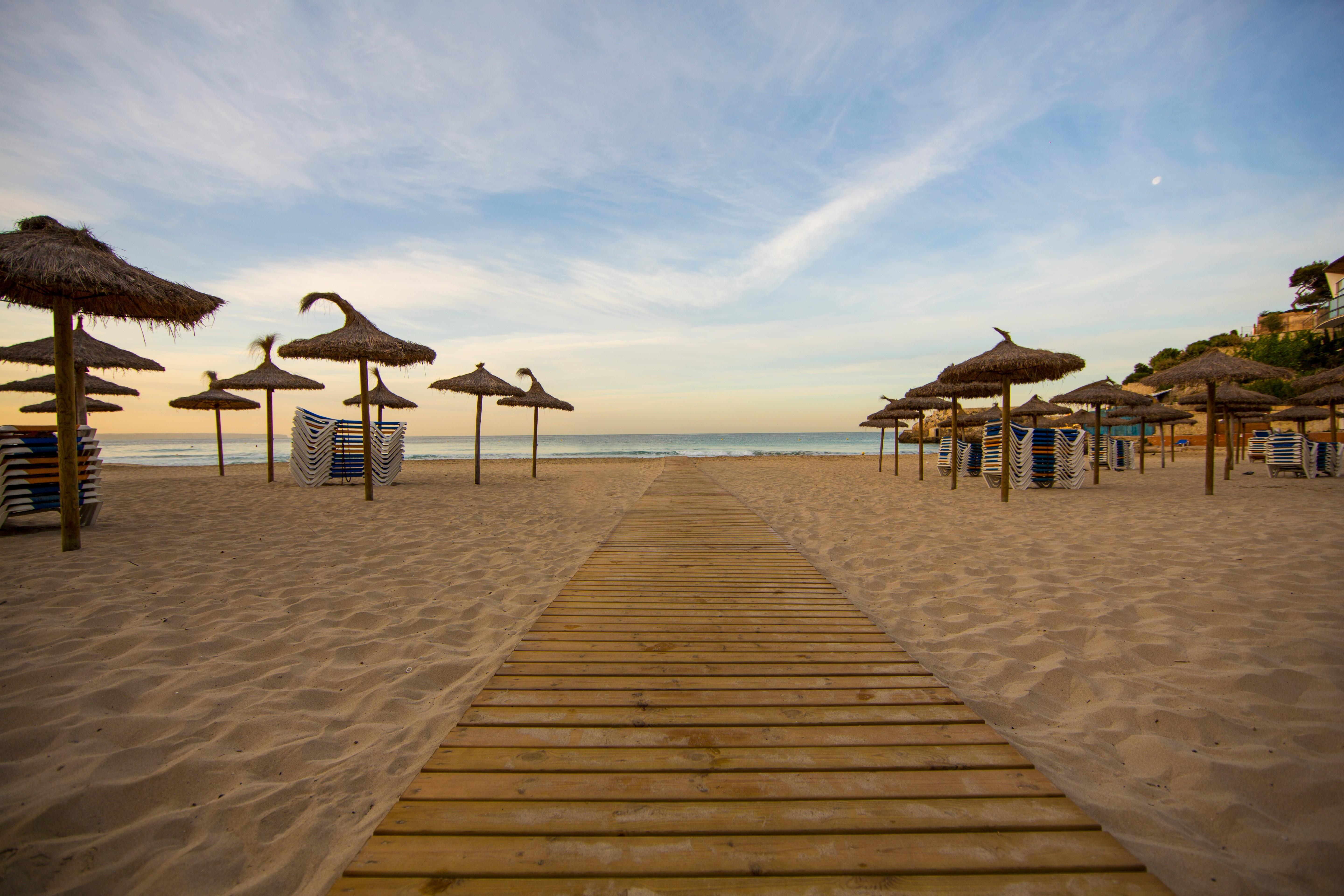 玛里文特仅限成人活跃酒店 帕爾馬 外观 照片 The beach of Cala de la Pineda