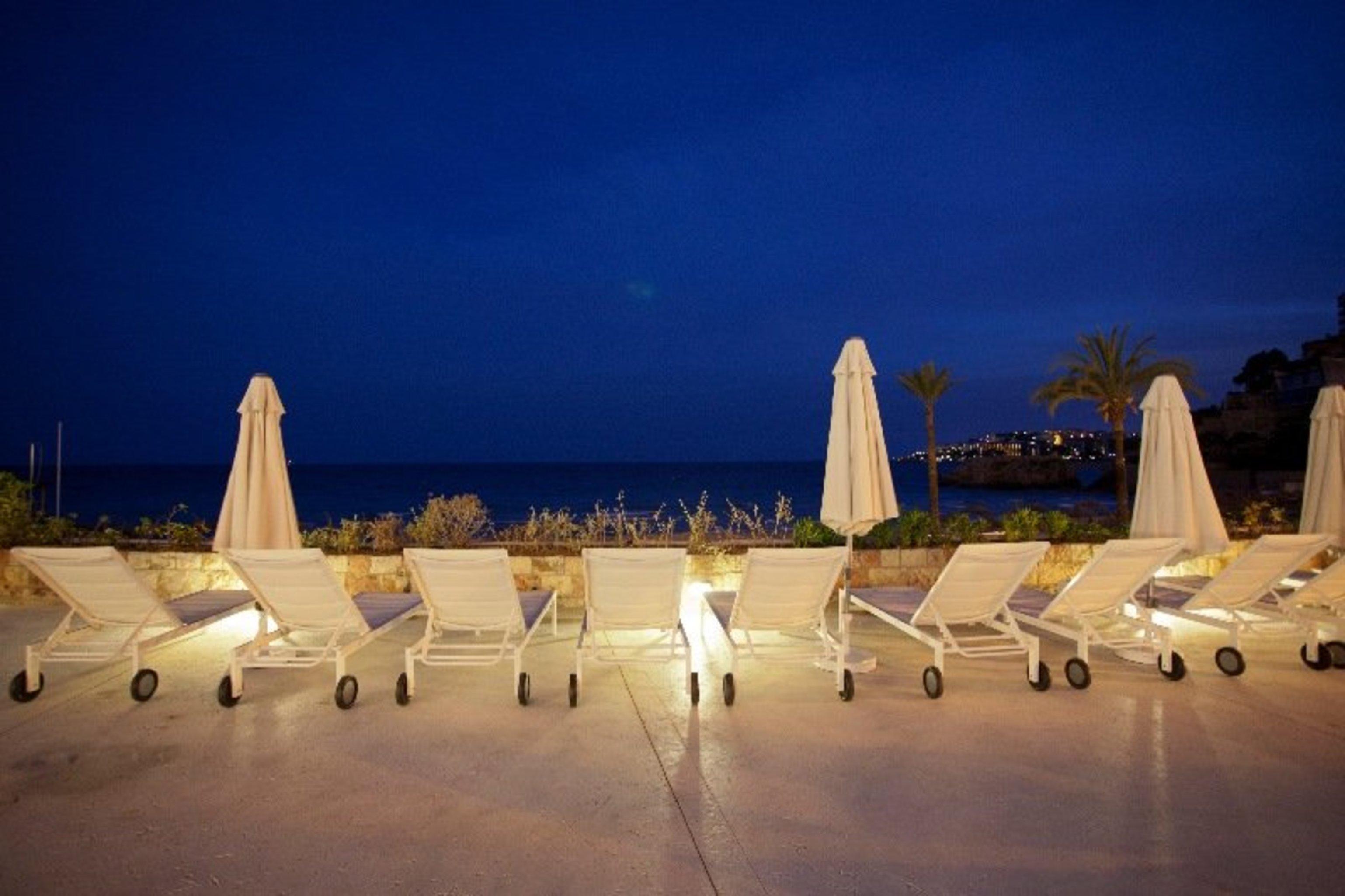 玛里文特仅限成人活跃酒店 帕爾馬 外观 照片 The beach at night